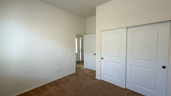 Building Photo - Great Home in Windsor