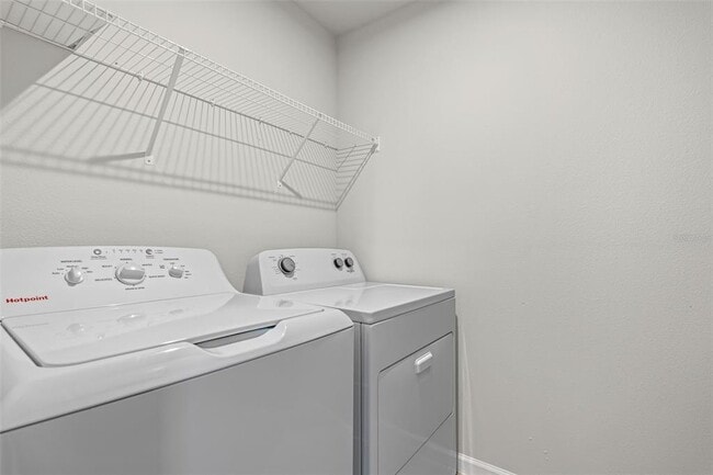 Building Photo - 11815 Sky Acrs Ter