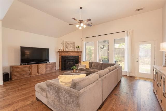Building Photo - 913 Canyon Wren Dr