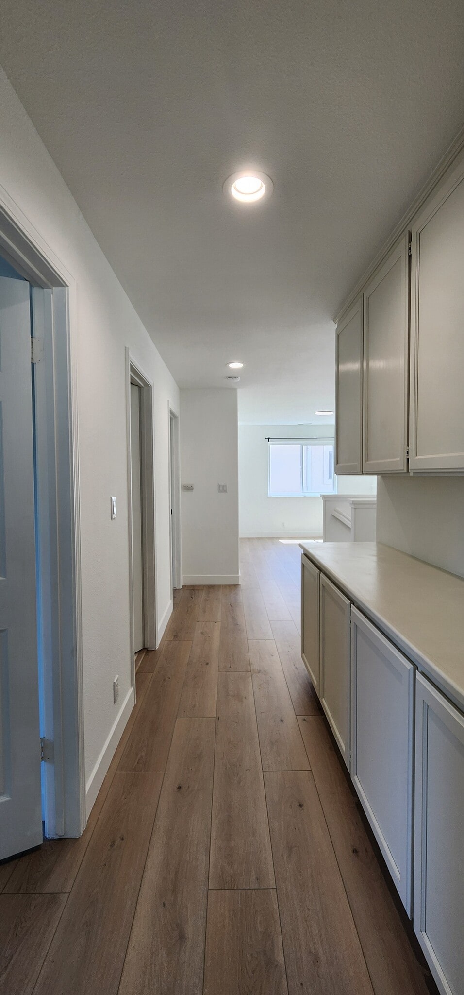 Building Photo - 2231 Aquatic Ct