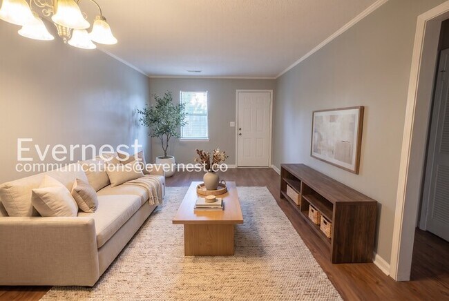 Building Photo - 4424 Torrance Dr NW