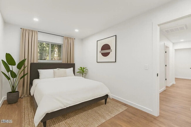 Building Photo - Earn Wealth While Leasing - Like a Homeowner - Lease to Own