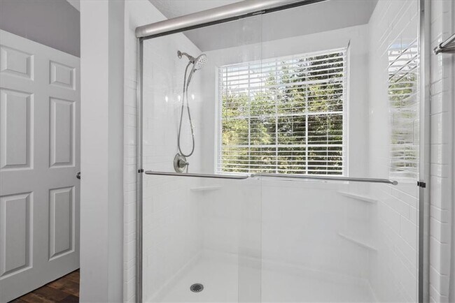 Building Photo - 506 Weatherstone Ct