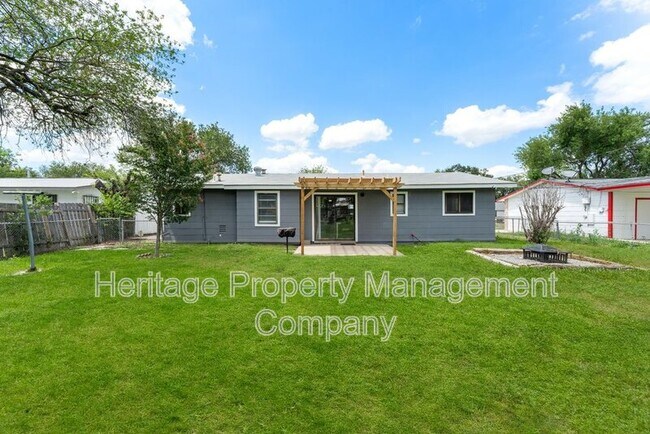 Building Photo - 7210 Cloverfield Ln