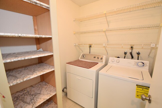 Building Photo - 21518 Summertrace Cir