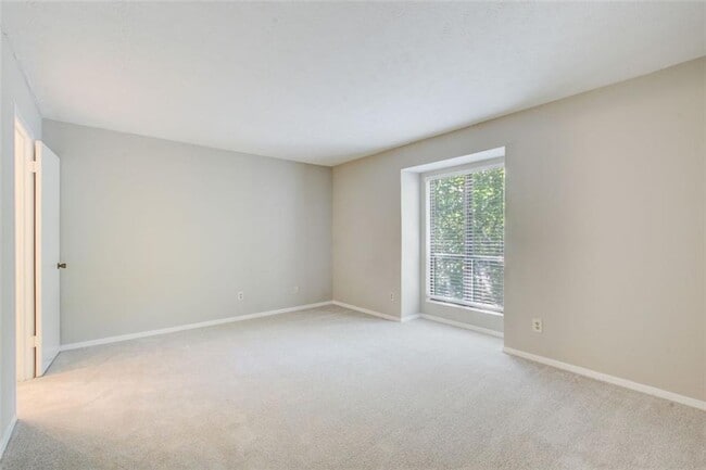 Building Photo - 805 Tuxworth Cir