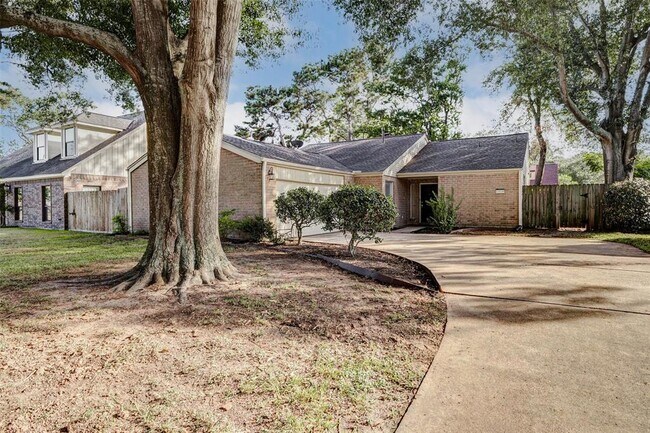 Building Photo - 1018 Rock Canyon Dr