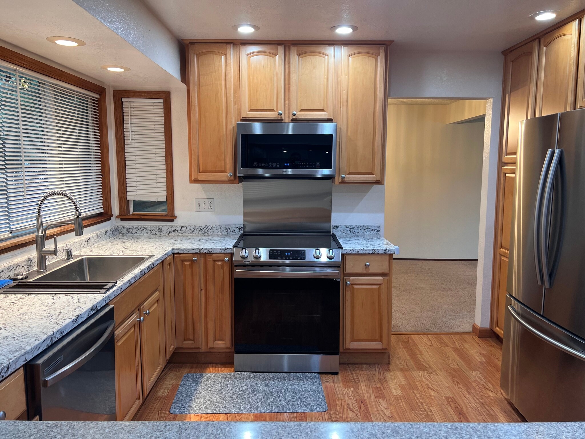 Building Photo - 4410 Hampton Ct