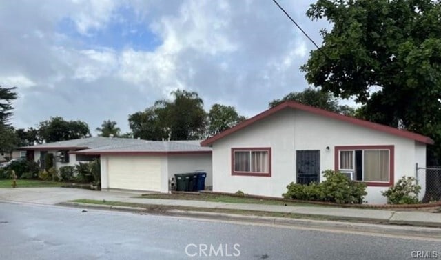 Primary Photo - 9327 Myron St