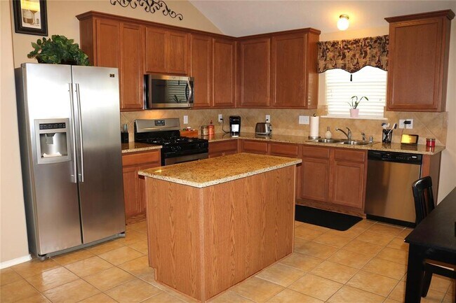 Building Photo - 2601 Cypress Springs Dr