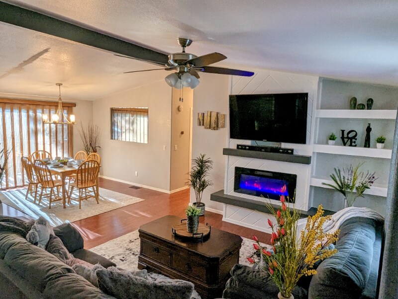 Building Photo - 120 E Camille Dr