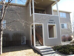 Building Photo - Beautiful 2 Bedroom, 1 Bathroom Condo by H...