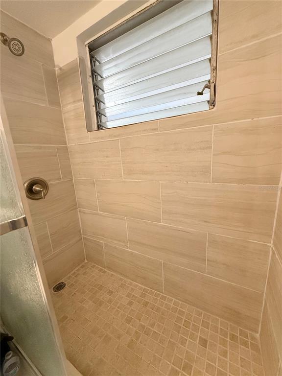 Building Photo - 665 Lake Apopka Blvd