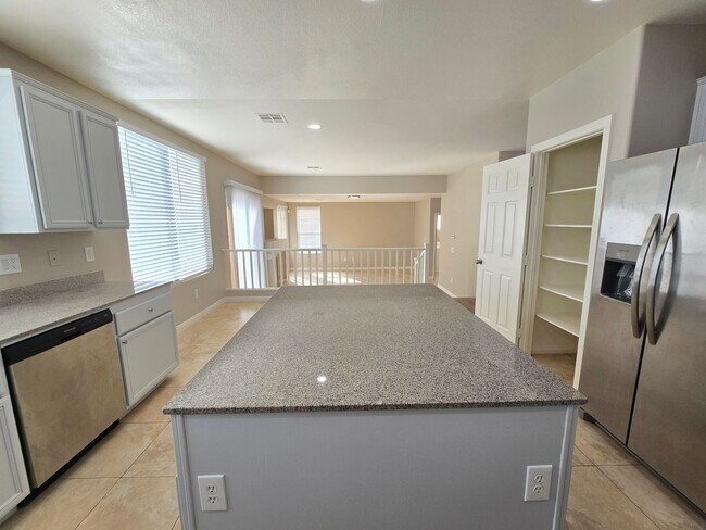 Building Photo - Rhodes Ranch 2 Story Rental