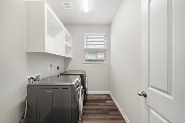 Building Photo - 27130 Spanish Wind Ct