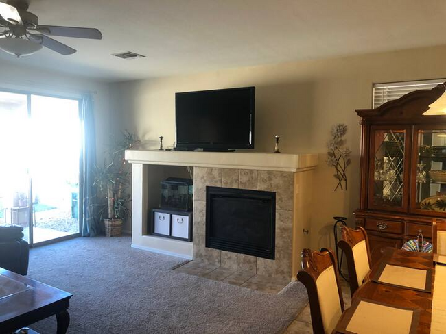 Building Photo - 2227 E Stone Stable Dr
