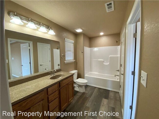 Building Photo - 3 br, 2 bath House - 713 Black Creek Lane