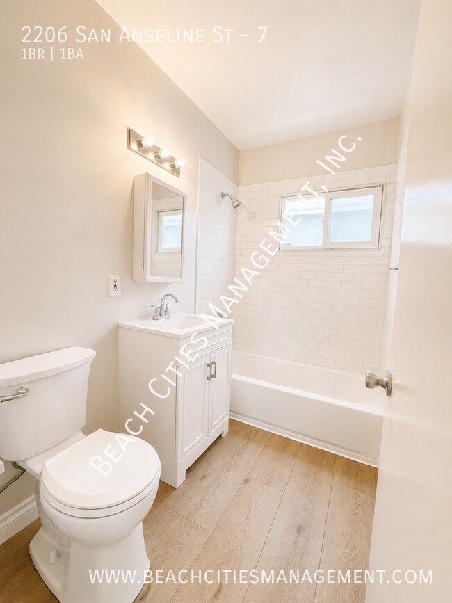 Building Photo - 2206 San Anseline Ave