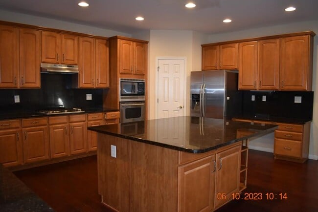 Building Photo - 2689 Heritage Oaks Cir