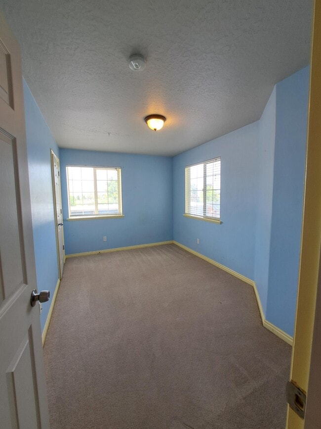 Building Photo - 1219 S 1850 W