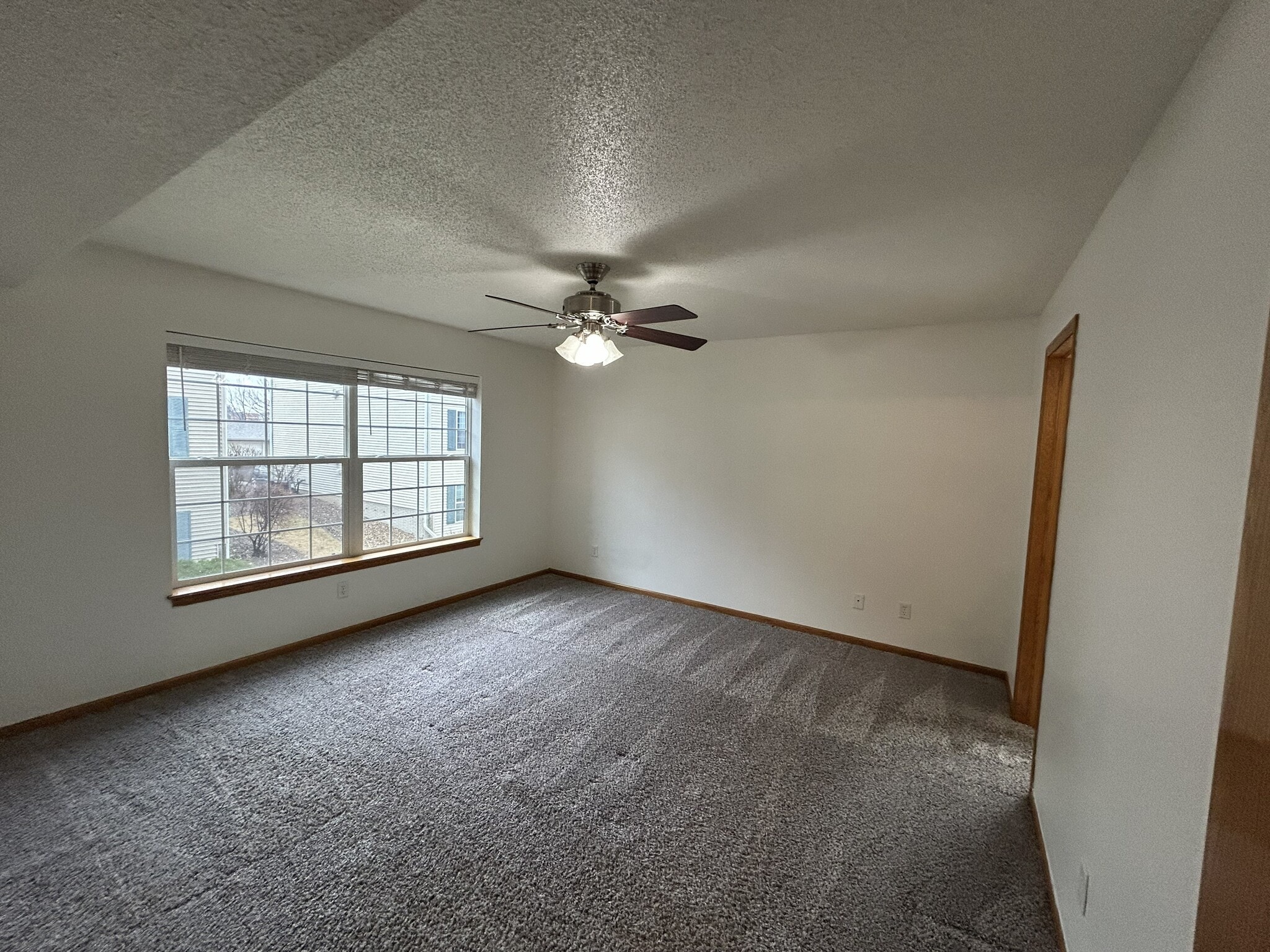 Master Bedroom - 80 Cherry Ct