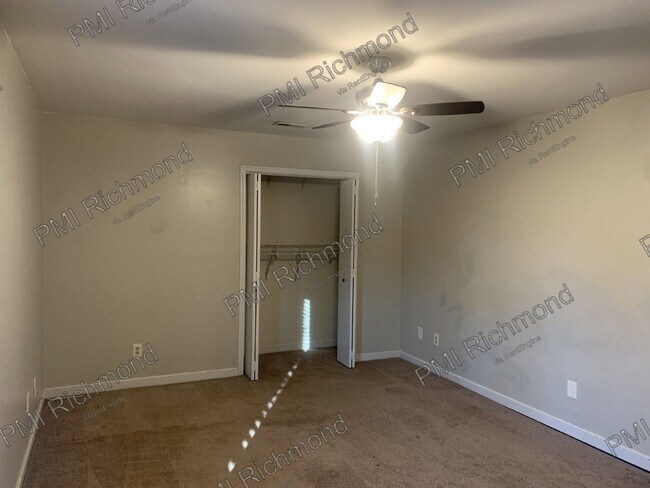 Building Photo - 5100 King Cotton Ln