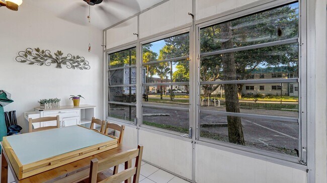 Building Photo - 4750 NW 22nd Ct