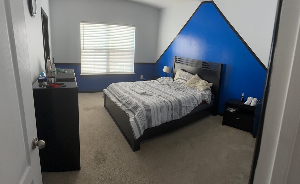 Building Photo - 6525 Cluster Pine Ct