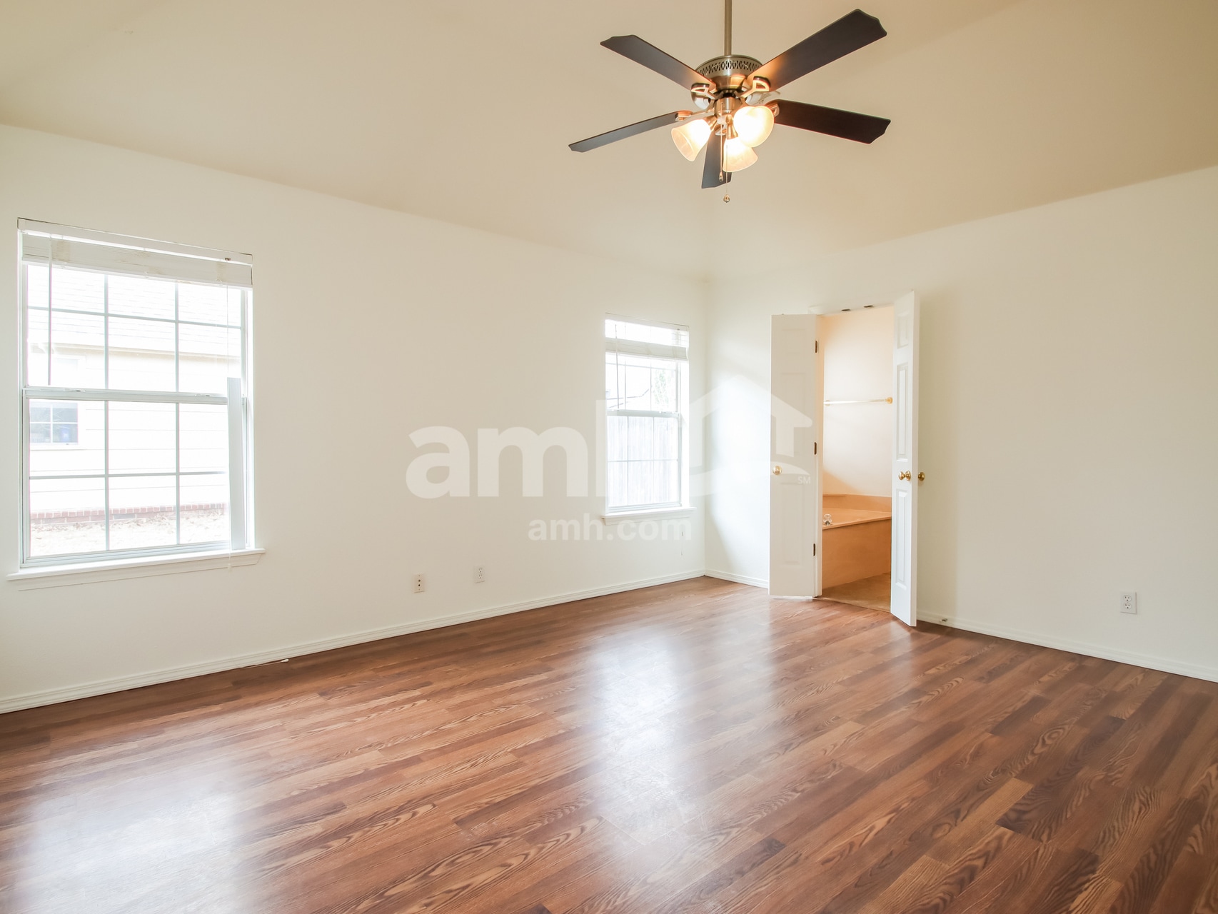 Building Photo - 10421 E 112th St S