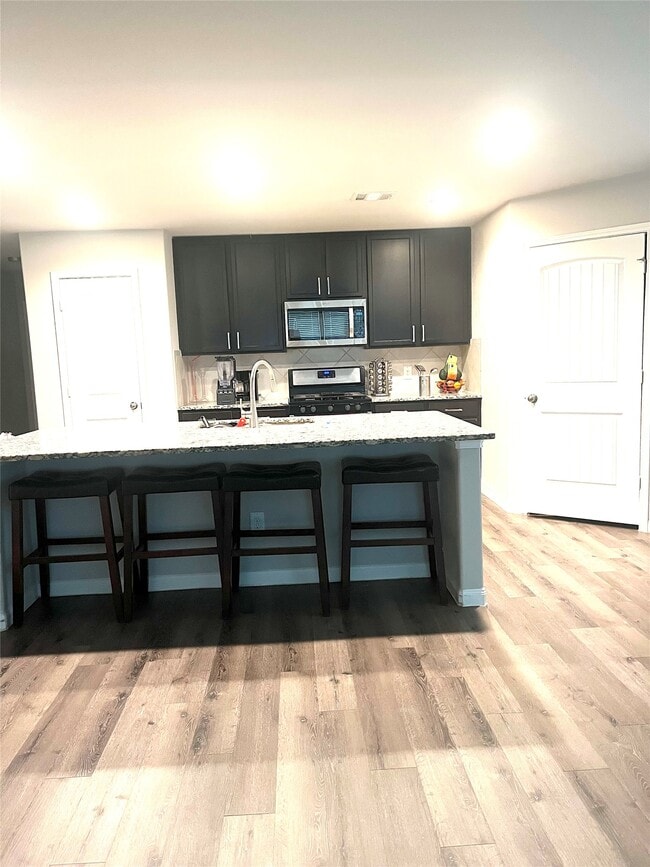 Building Photo - 3302 Alberelli Dr