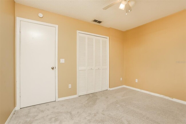 Building Photo - 6787 Brittany Chase Ct