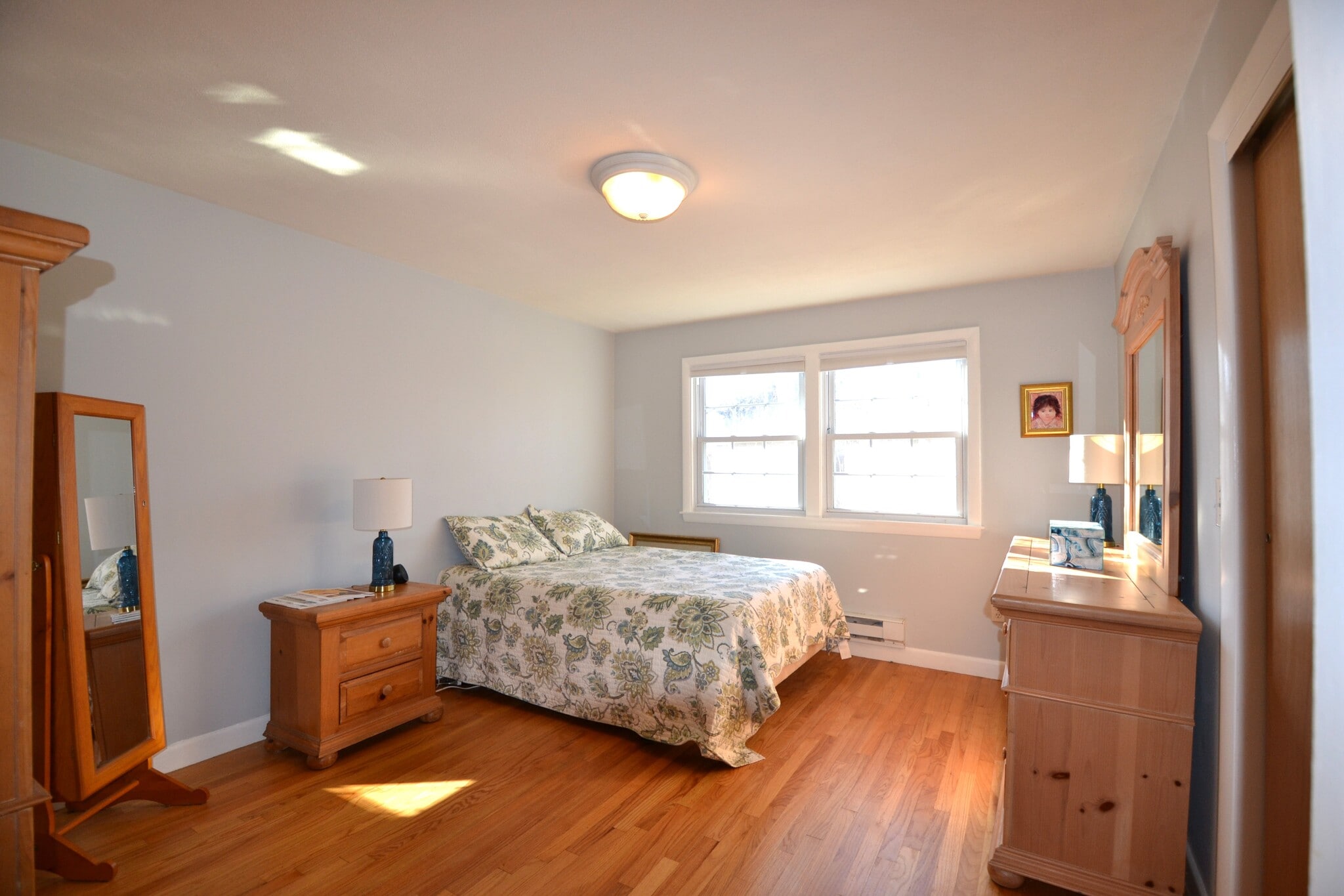 Building Photo - 18 Austin Ct