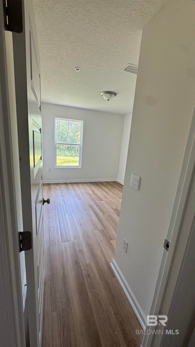 Building Photo - 4144 Lost Bay Dr