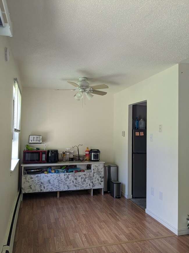 Dining Room - 280 Bridgewater Rd