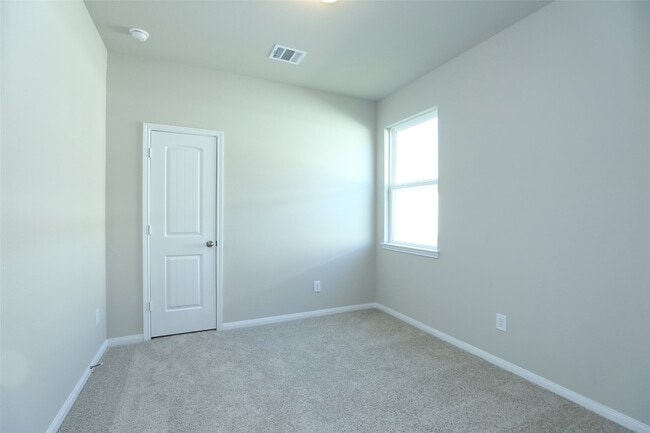 Building Photo - 2528 Westslope Dr