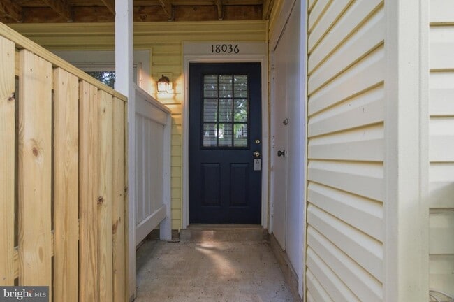 Building Photo - 18036 Rolling Meadow Way