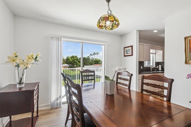 Building Photo - 6300 SW 144th St