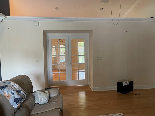 Building Photo - 510 SW South Carolina Dr