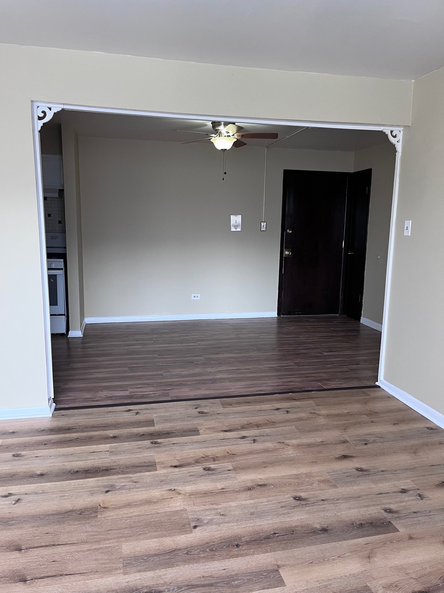 Building Photo - 9822 Nottingham Ave Ave