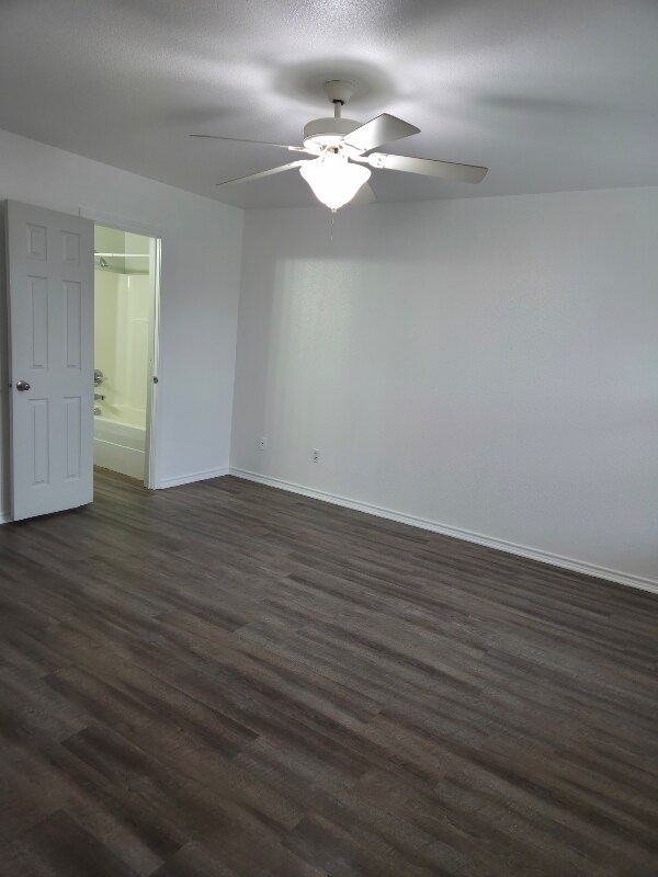 Building Photo - 4202 Magnolia St