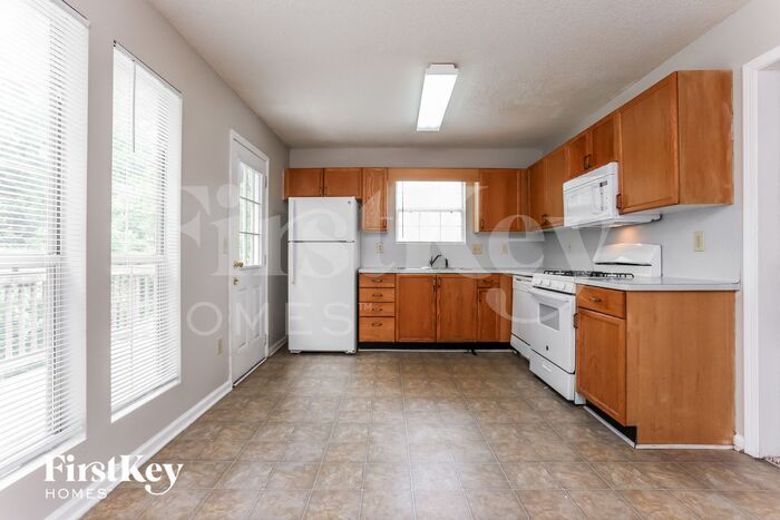 Building Photo - 5970 Brookside Dr SE