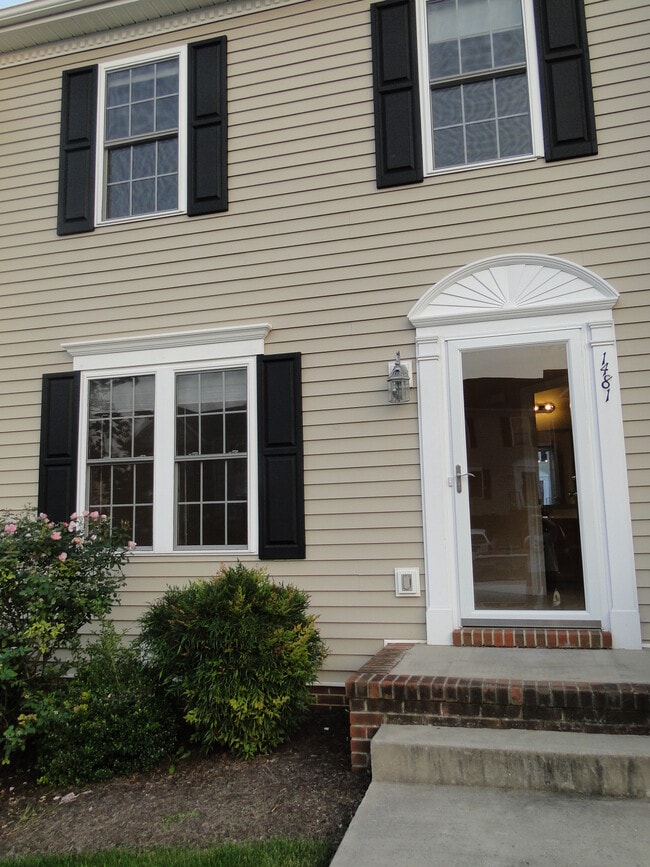 Building Photo - 1481 Miller Spring Ct