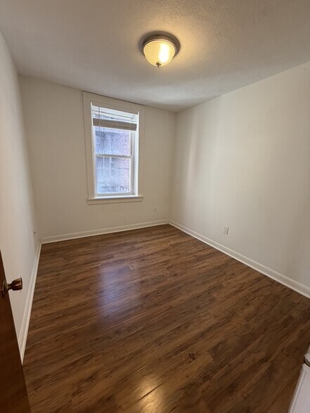 Building Photo - 145 Endicott St