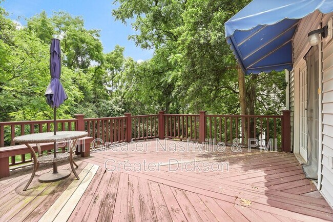 Building Photo - 524 Fairhaven Ct