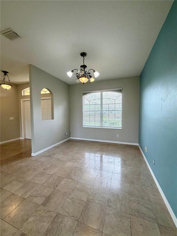 Building Photo - 1204 S San Mateo Dr