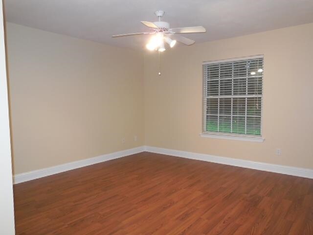 Building Photo - 2939 Royal Palm Way