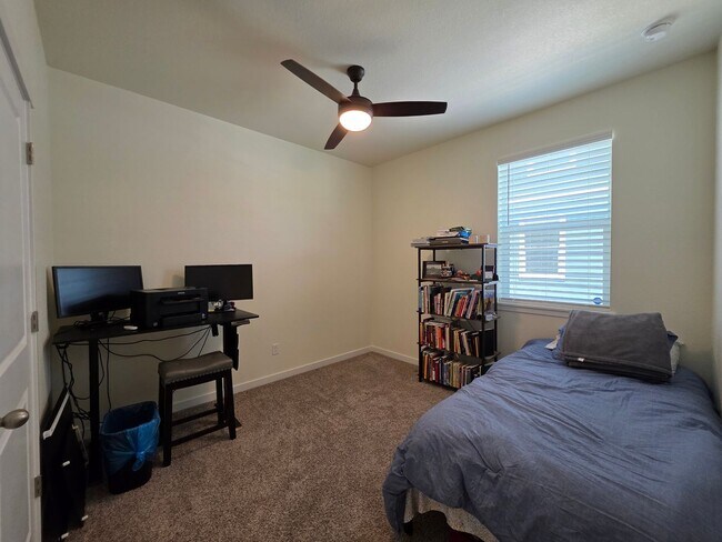 Building Photo - Beautiful Newer Build 3 Bedroom Home in Be...