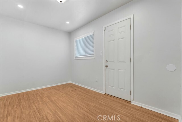 Building Photo - 660 S La Verne Ave