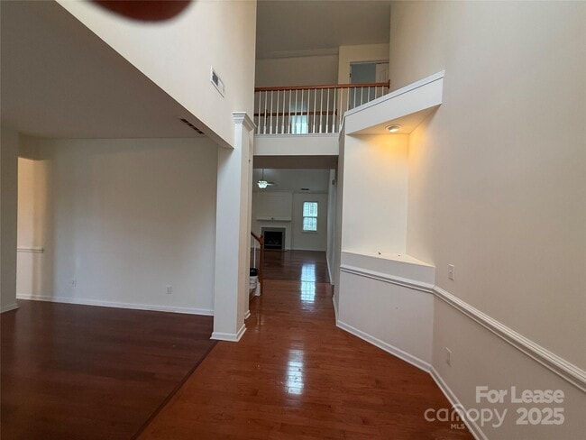 Building Photo - 11042 Woods Corner Ct