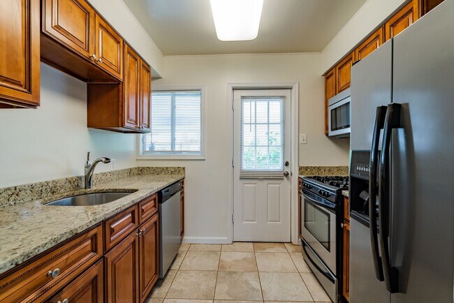 Building Photo - Lovely and Updated 4 Bedroom 2 Bath Cape C...